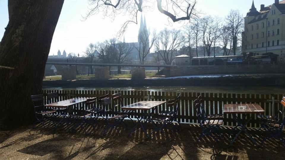 Brauereigaststatte Spitalgarten Regensburg Eksteriør billede